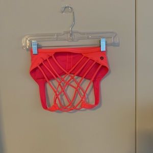 Lululemon free to be wild bra, coral size 4